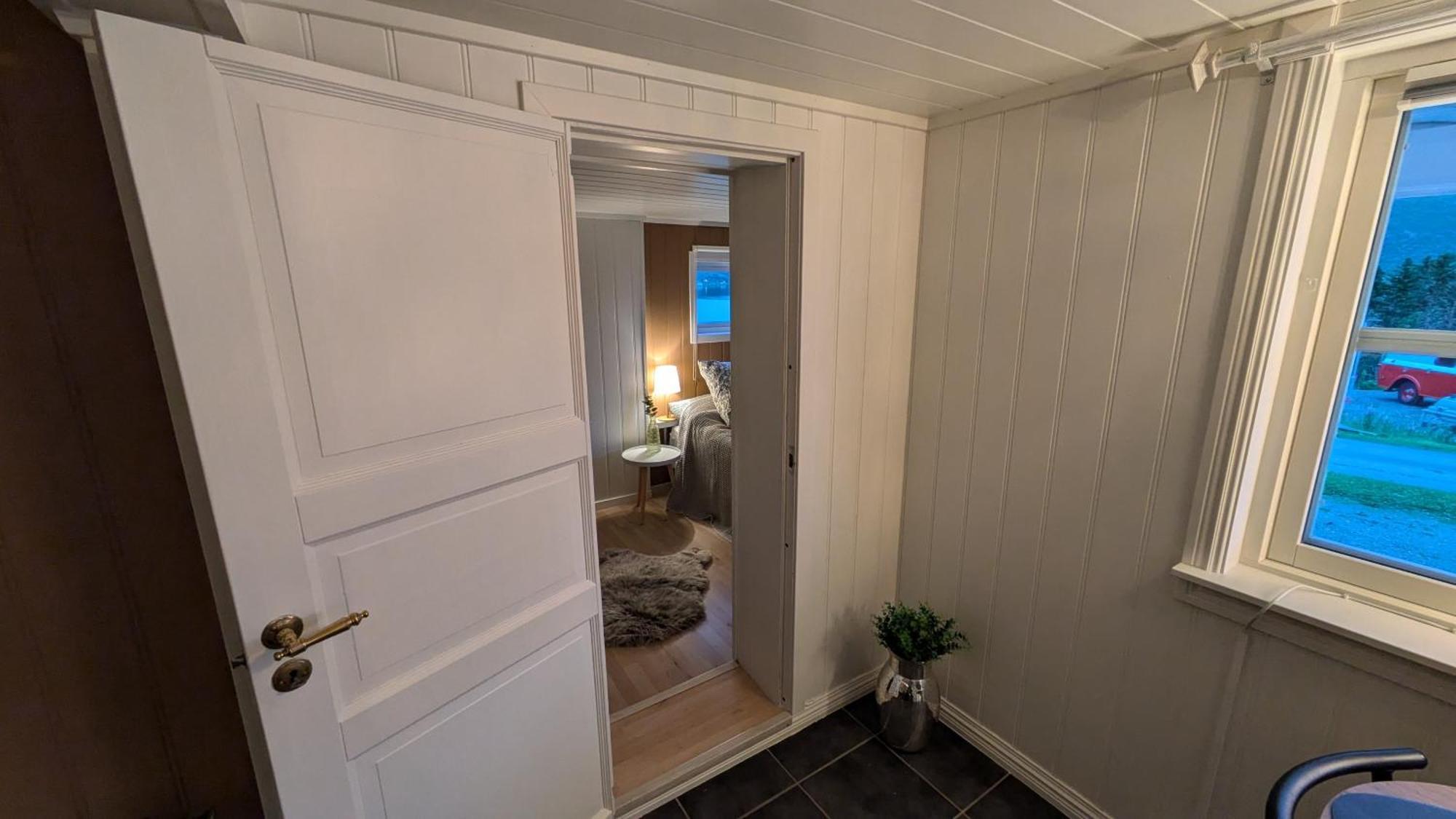 Exclusive And Cosy! Sea And Mountian View - Superfast Wifi, Washer And More Included Sortland Dış mekan fotoğraf