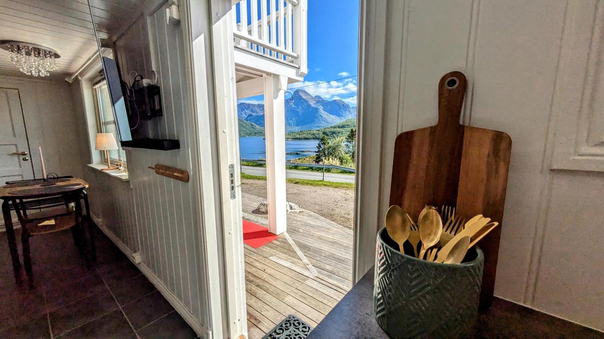 Exclusive And Cosy! Sea And Mountian View - Superfast Wifi, Washer And More Included Sortland Dış mekan fotoğraf