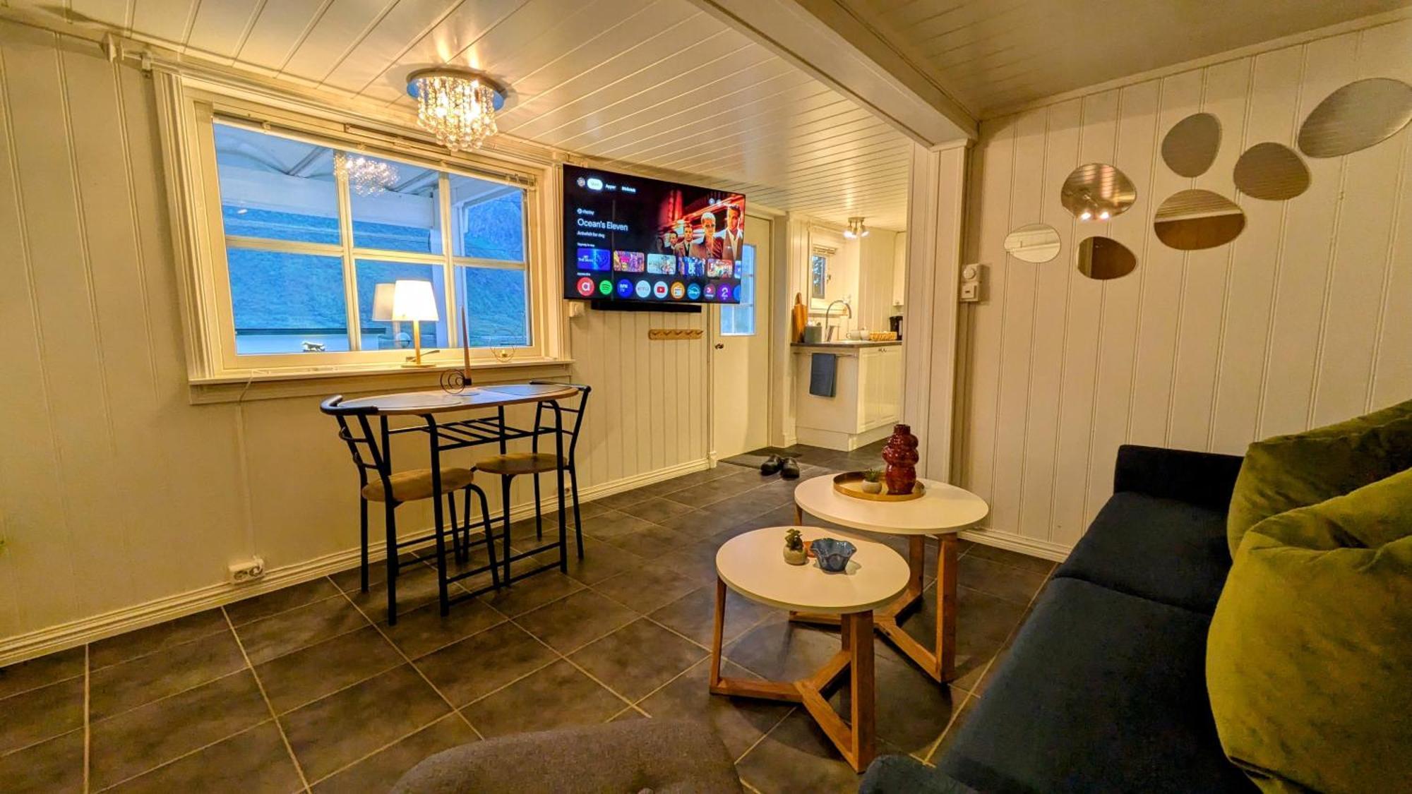 Exclusive And Cosy! Sea And Mountian View - Superfast Wifi, Washer And More Included Sortland Dış mekan fotoğraf